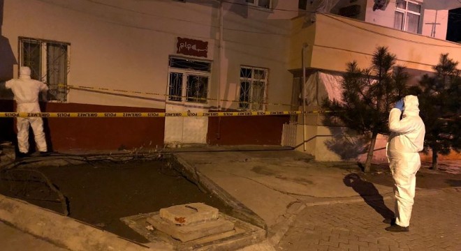 Kağızman'da şüpheli bina karantinaya alındı