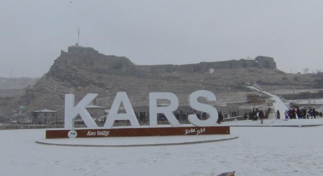 Kar Kars'a düştü