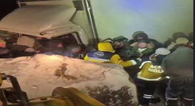 Karayazı'da tipi kazaya neden oldu: 1 ölü