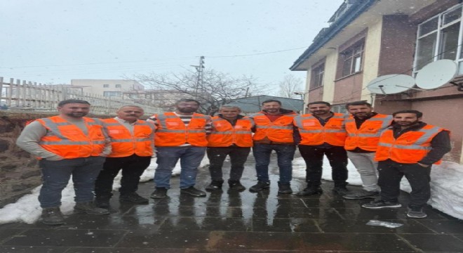 Karayazı esnaf derneğinden örnek dayanışma