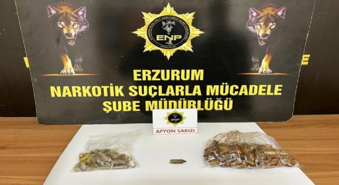 Karnından 1 kilo 134 gram afyon sakızı çıktı