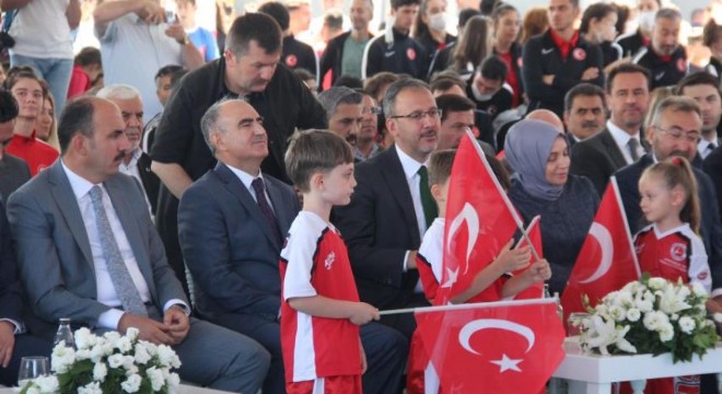 Kasapoğlu: 'Gençlerimizi kimse kandıramayacak'