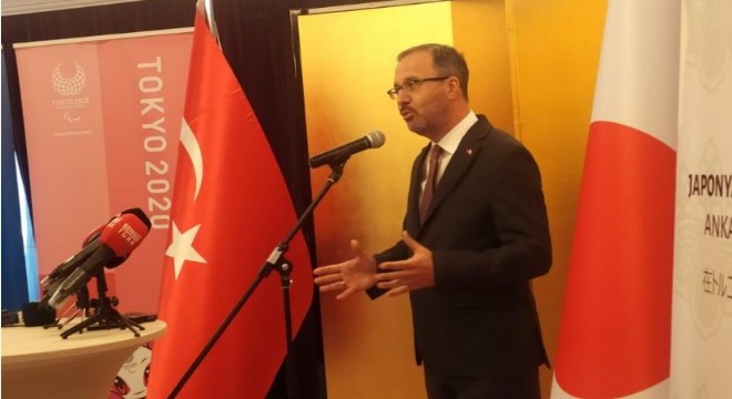 Kasapoğlu'ndan milli sporculara övgü