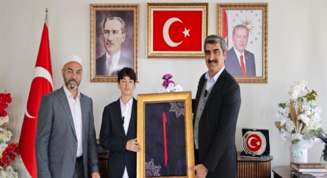 Kazandığı ödülü Filistin'e bağışladı