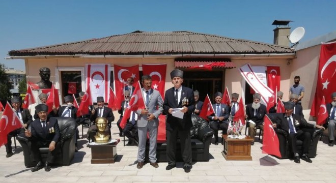 Kıbrıs Gazileri 46'ıncı yıl coşkusunu paylaştı