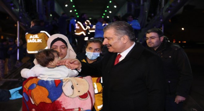 Koca: 'Toplam 182 hasta Türkiye'ye getirildi'