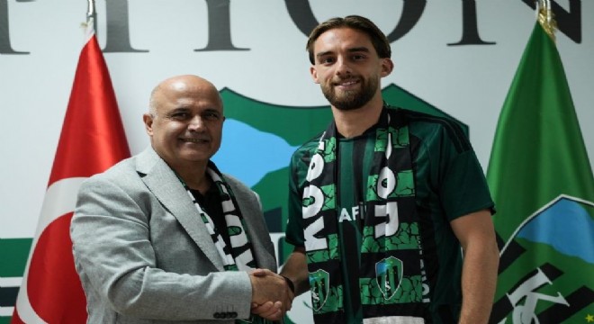 Kocaelispor, Berkan Kutlu'yu kadrosuna kattı