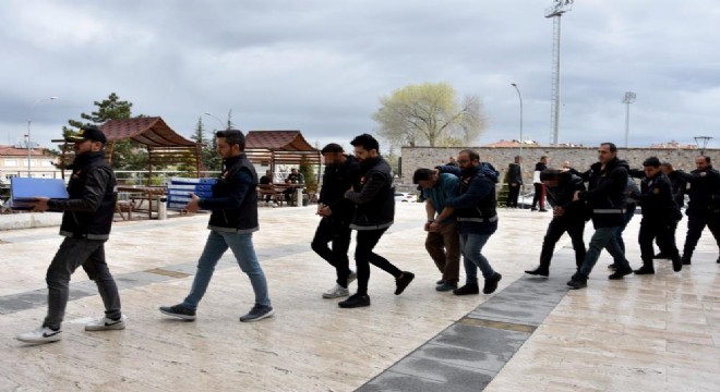 ‘Kökünü Kurutma Operasyonu'nda 30 tutuklama