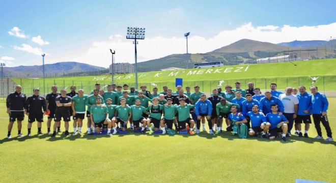 Konyaspor'un Erzurum kampı başladı