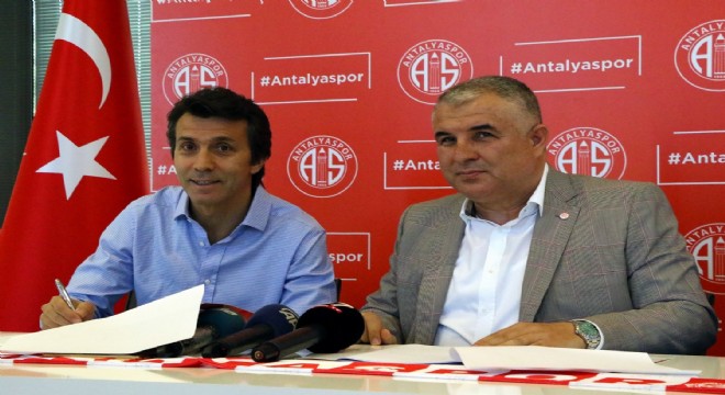 Korkmaz, Antalyaspor ile 1 sözleşme imzaladı