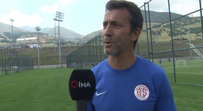 Korkmaz, Erzurum'da transferleri değerlendirdi