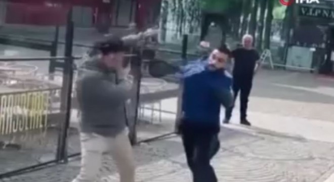 Kur'an-ı Kerim yakan Momika'ya meydan dayağı