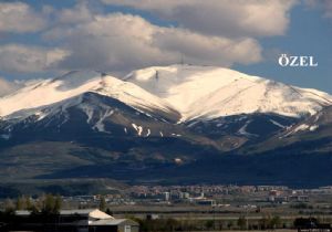 Erzurum 16'ıncı sıraya demir attı