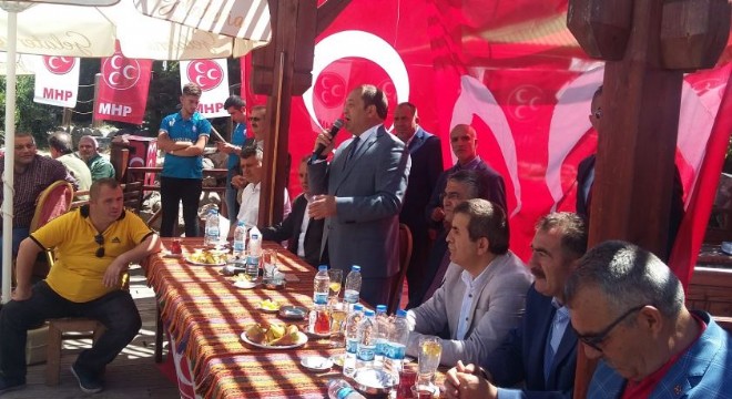MHP'de bayramlaşma