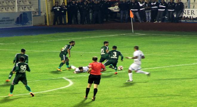 Erzurumspor galibiyetle tanıştı