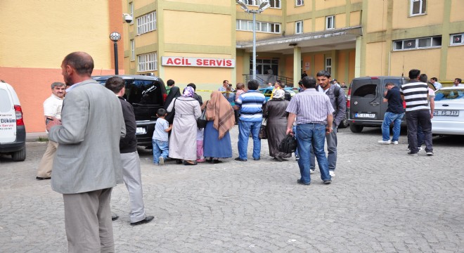 Maganda kurşunu yolda yürüyen vatandaşı yaraladı