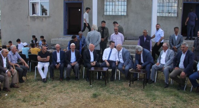 Memiş ve Sekmen'den Karayazı buluşması