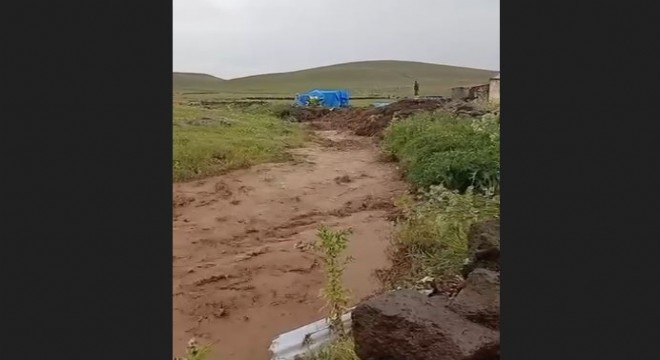 Meteoroloji uyarmıştı: Kağızman'da sel