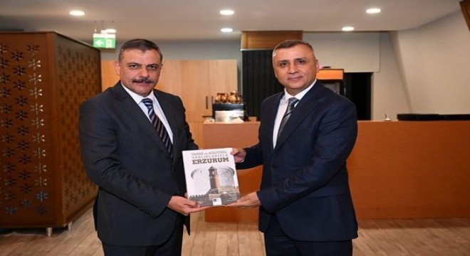 Metin Düz Paşa Erzurum'a veda etti