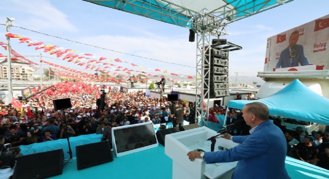 ‘Millete tepeden bakanlardan olmadık'