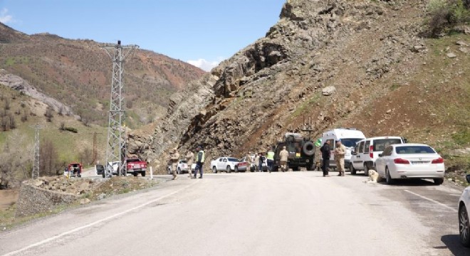 Munzur'da 3 genci arama çalışmaları sürüyor