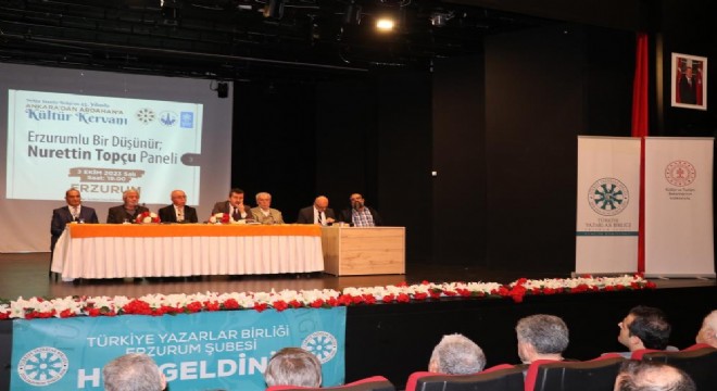Mütefekkir Topçu eserleriyle anıldı