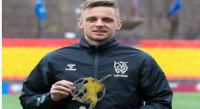 Novikovas, Litvanya'da yılın futbolcusu seçildi