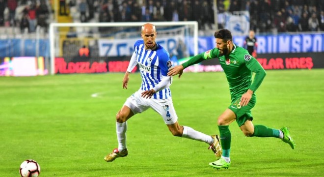 Obertan Erzurumspor'da kaldı