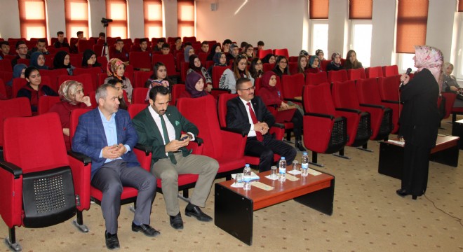 Öğrenciler yazarlarla buluştu