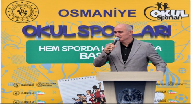 Okul sporları hokey grup müsabakaları başladı