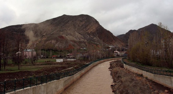 Oltu Çayı'nda su seviyesi yükseldi