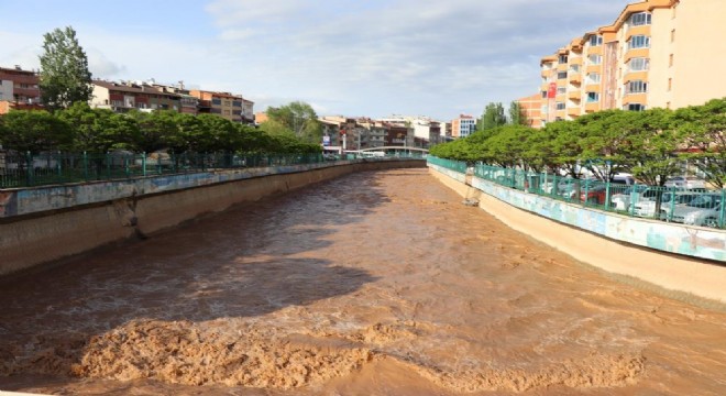 Oltu Çayı'nın debisi yükseliyor