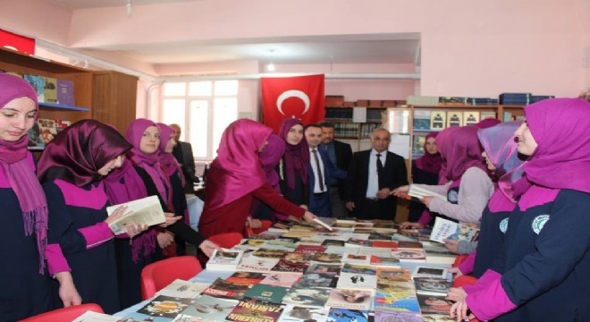 Oltu Kütüphanesinden okur rekoru