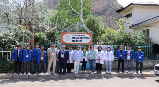 Oltu MEM'de 95 öğrenci Avrupa'da staj imkanı buldu