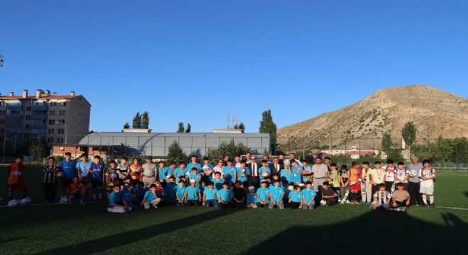 Oltu Yaz Kur'an Kursları Futbol Turnuvası sona erdi