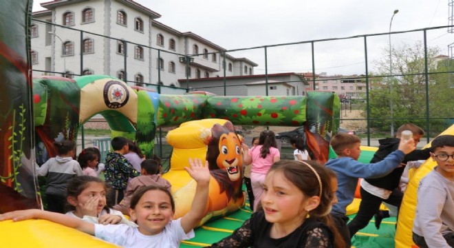 Oltu'da Emniyet çocukları ağırladı
