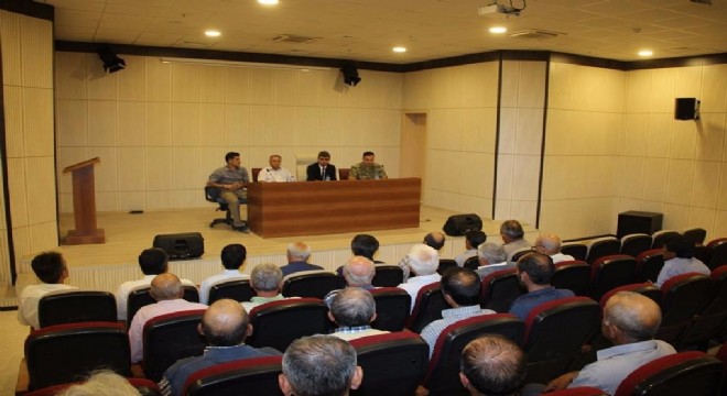 Oltu'da Halk Günü etkinliği düzenlendi