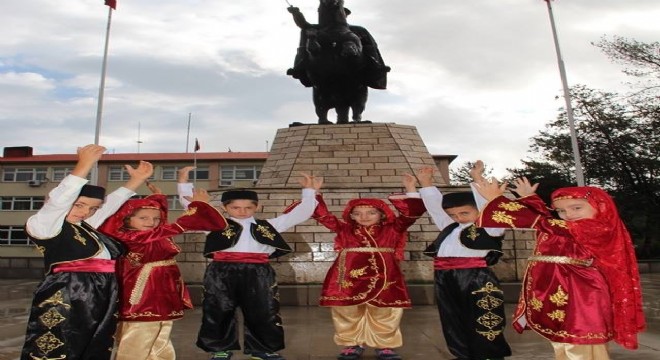Oltu'da İlköğretim Haftası gündemi