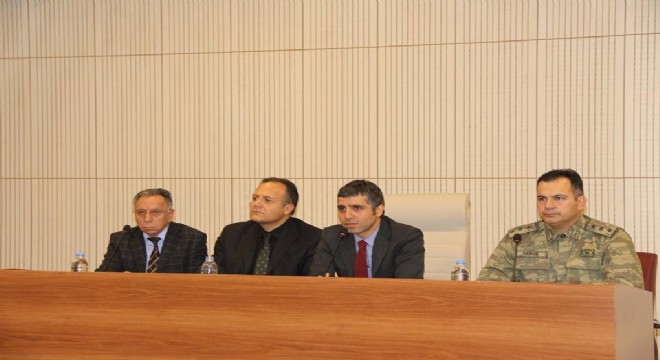 Oltu'da Muhtarlar Zirvesi