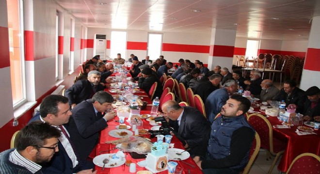 Oltu'da Muhtarlar buluşması