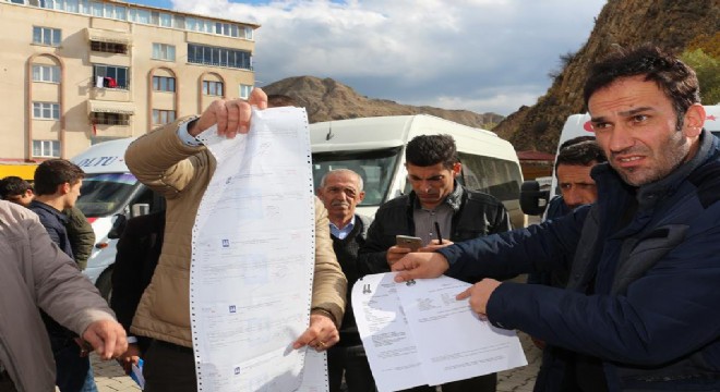 Oltu'da S plakası protestosu