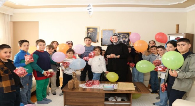 Oltu'da Sümmani Baba'nın dizeleriyle bayram coşkusu