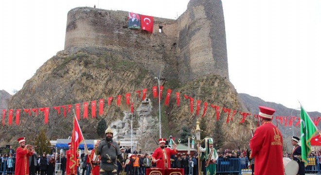 Oltu'da milli coşku doruktaydı