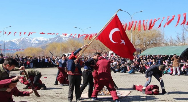 Oltu'da milli gurur günü