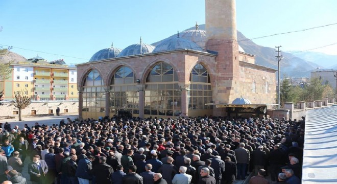 Oltulular PTT Müdürü Zengin'i son yolculuğuna uğurladı