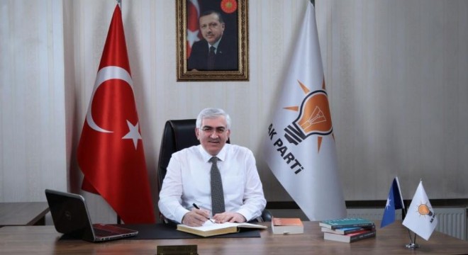 Öz: 'Bir toplumu millet yapan, annedir'
