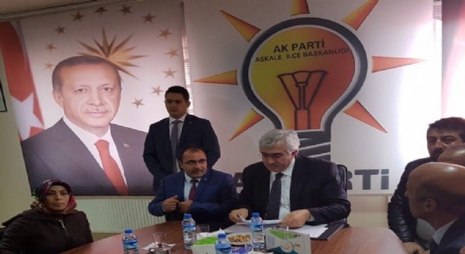Öz: “Milletimizin emrindeyiz”