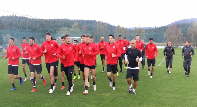 Özdemir: Erzurum'da çok güzel bir kamp geçirdik