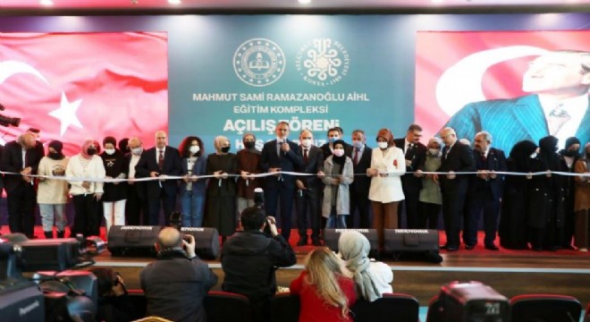 Özer'den eğitim reformu açıklaması