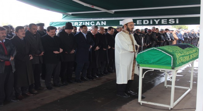 Özsoy son yolculuğuna uğurlandı